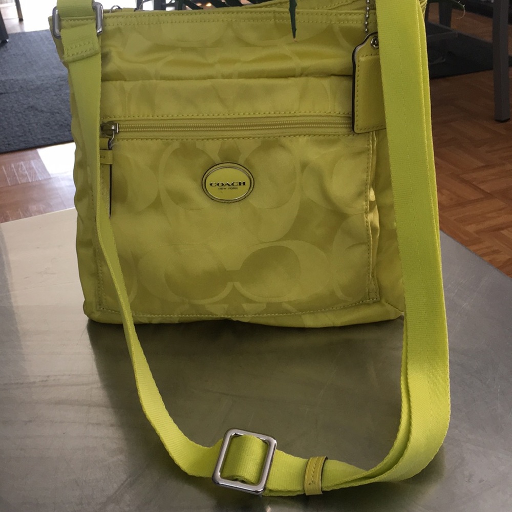 Coach/ Getaway/ Crossbody/ F77408/